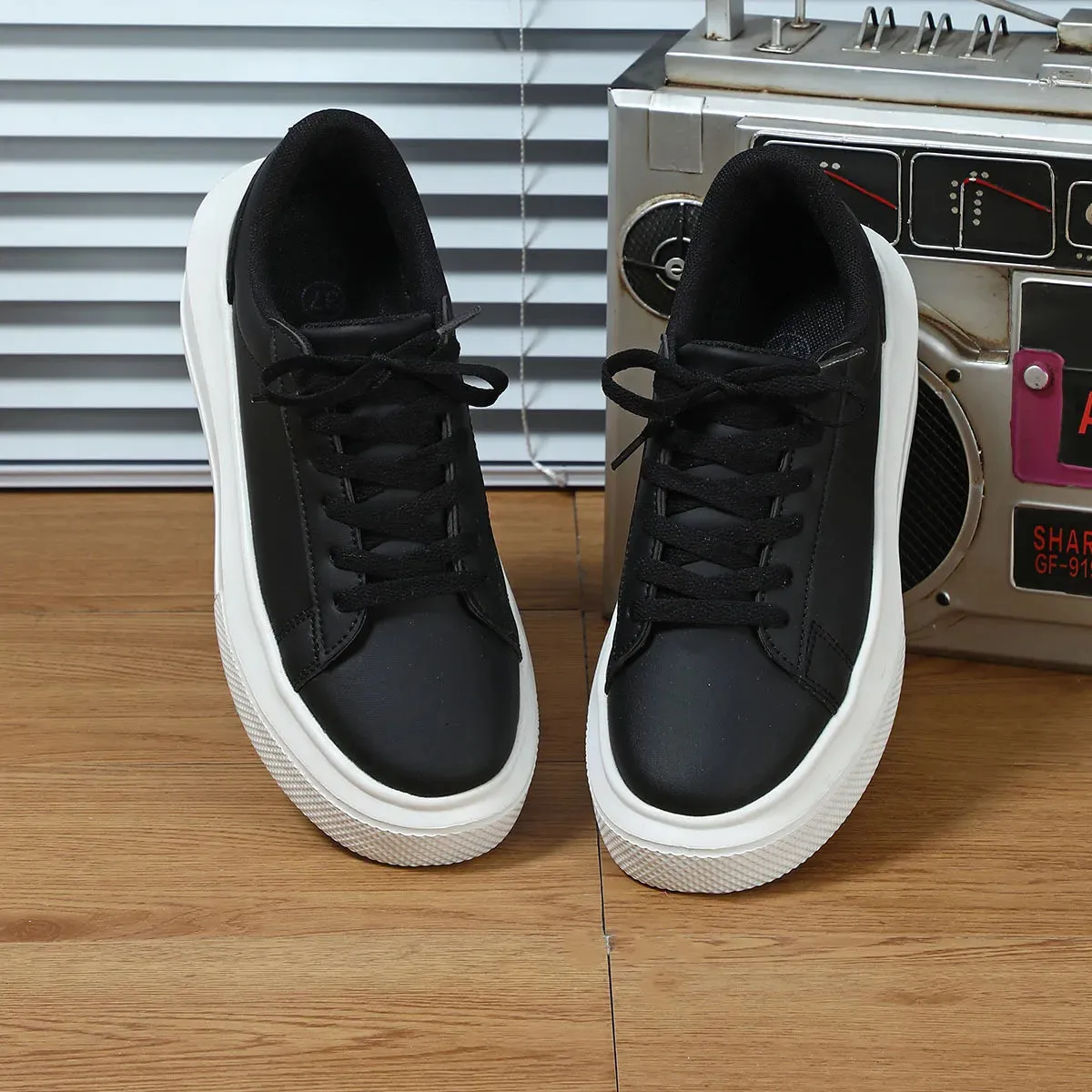 Leisure Sports Small White Shoes Fashion Pair Thick Soles Wear-resistant Lace-up Comfortable Casual Shoes